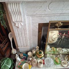 Ornaments & Figurines