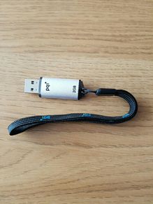 Traveling USB disc