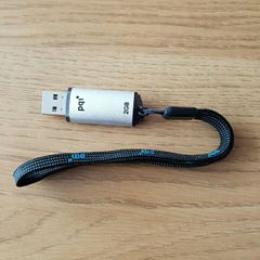 Traveling USB disc