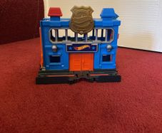 hotwheels: downtown police station