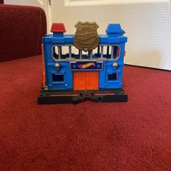hotwheels: downtown police station