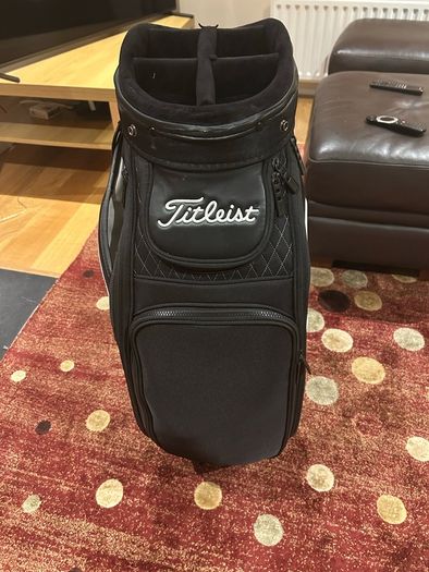 Titleist midsize tour bag