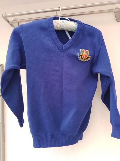 St Vincents, Dundalk - uniform jumper, skirt, tie for 1st year, VGC