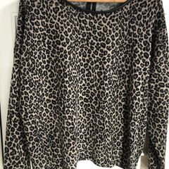 Leopard print ladies top