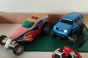 2x Toy Cars