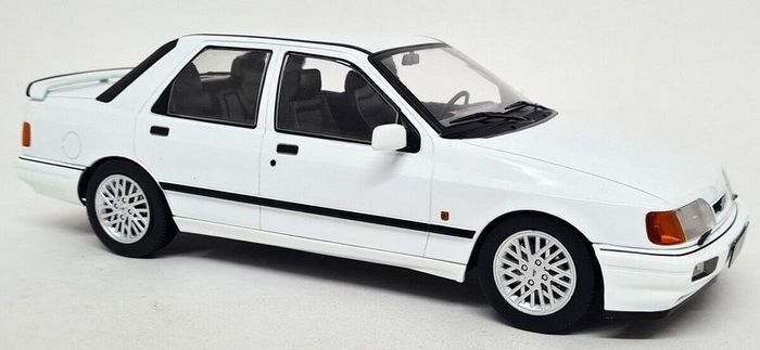 Ford Sierra Cosworth 1988 1/18 New In Box