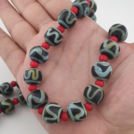 Antique Venetian Style Zigzag Pattern & Venetian WhiteHeart Glass Beads Necklace