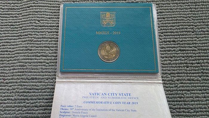 2 euro coin