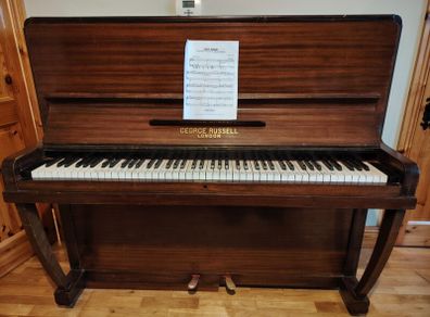 George Russel piano
