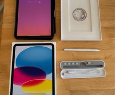 2025 iPad 11 inch 128GB, Like New + Pencil and Case