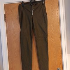 H&M  PU Green  Leggins. S.14.   B.N.W.T.