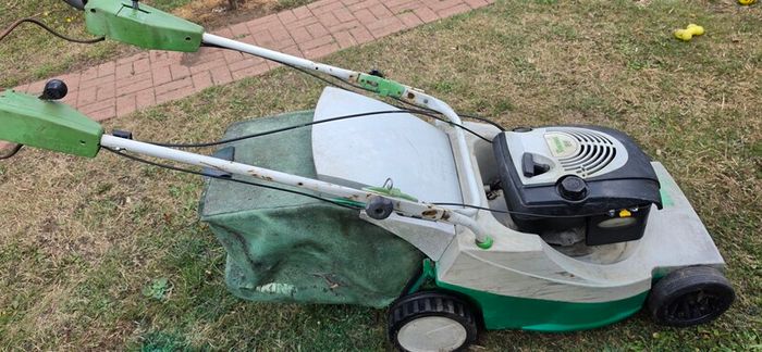 Viking mb448t petrol lawnmower