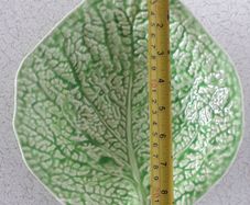 DISH - Vintage - Cabbage Leaf