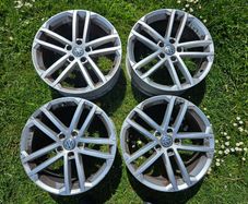 VW Genuine Golf GTD Nogaro 18" Alloy Wheels