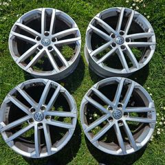VW Genuine Golf GTD Nogaro 18" Alloy Wheels
