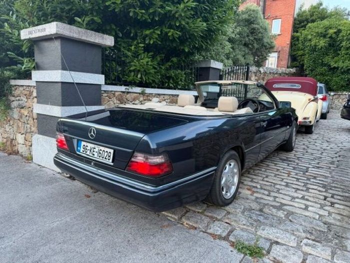 Mercedes-Benz Rare E320 Sportline Cabriolet