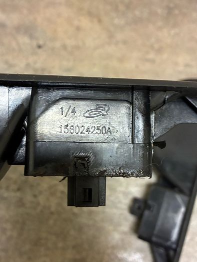 Pair of Genuine Renault Megane MK3 MK4 Rear Electric Window Switches 829500004R