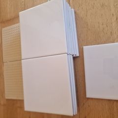 28 white tiles 15com square
