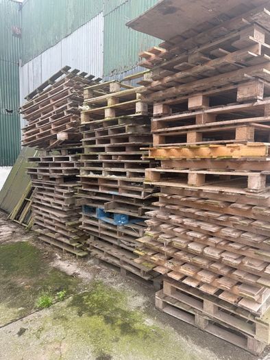 Wooden pallets - various sizes