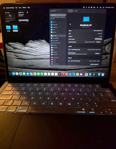 MacBook Air 13-inch M4, 16GB RAM , 256GB SSD Midnight Navy
