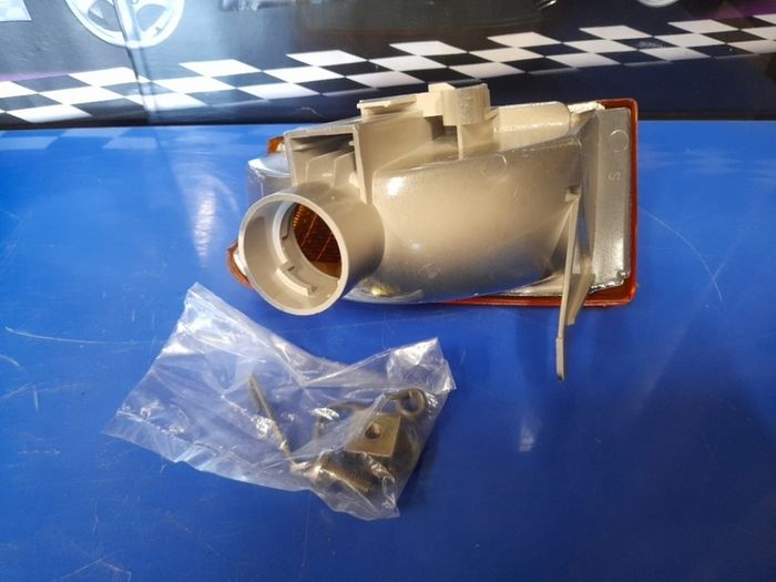 peugeot 205 passenger side indicator