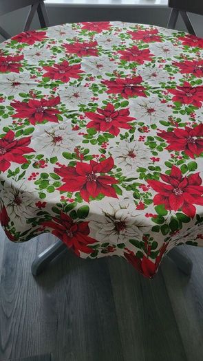 Round Christmas Tablecloths.140cm