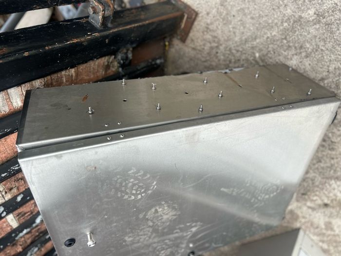 Stainless steel wall press