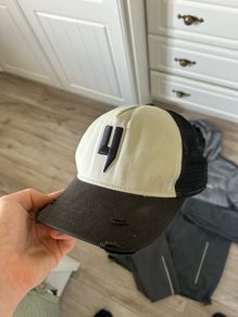 Yelir cap