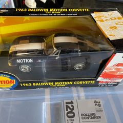 Baldwin Motion 1963 Chevrolet Corvette ERRL 1:18