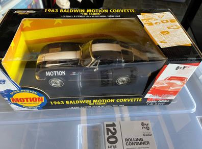 Baldwin Motion 1963 Chevrolet Corvette ERRL 1:18