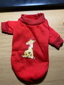 Small dog/ puppy sweater size S