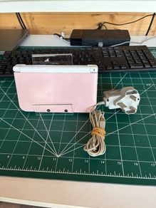 Nintendo 3DS XL (Read Description)