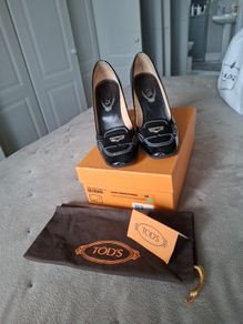 TOD'S Black Heels