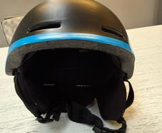 Salomon Junior Ski Helmet (size medium)