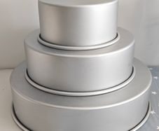 cake tins (set of 3)