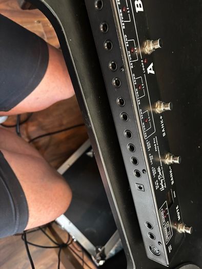 Harley Benton FXL8 Pro footswitch with midi & Amp switching