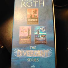 The Divergent Series by Veronica Roth
