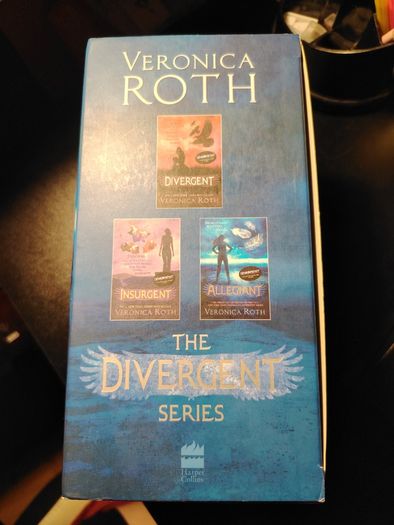 The Divergent Series by Veronica Roth