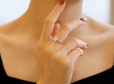 Radiant Cut 2.0ct Moissanite Engagement Ring: 925 Silver, Rhodium Plated