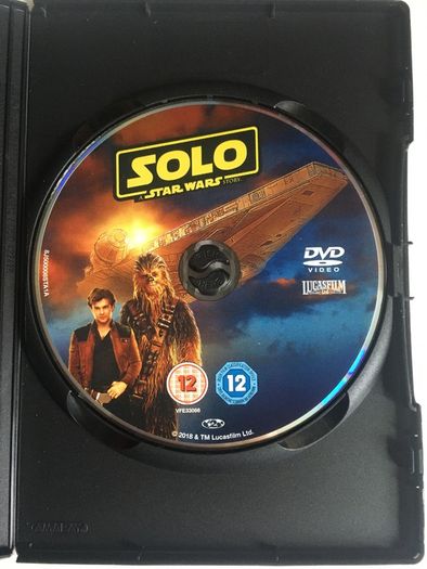 Star Wars [2018] Solo: A Star Wars Story (Alden Ehrenreich, Woody Harrelson, Emilia Clarke, Donald Glover, Thandiwe Newton, Phoebe Waller-Bridge, Joonas Suotamo & Paul Bettany. [Movie DVD]
