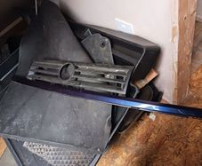 Vw Vento genuine front grill