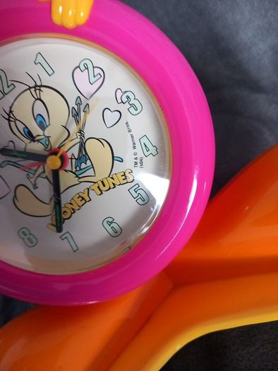 Rare Pink Tweety Alarm Clock, Tweety Table Clock, Tweety Clock, Table Clock, Clock, Tweety, Alarm Clock 1980's warmer bros looney tunes vintage