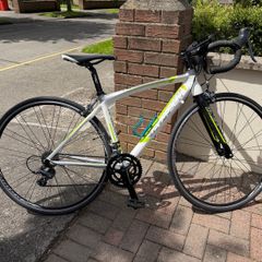 Thompson R-8200 SL Road Bike
