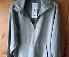 Zara pale green casual top