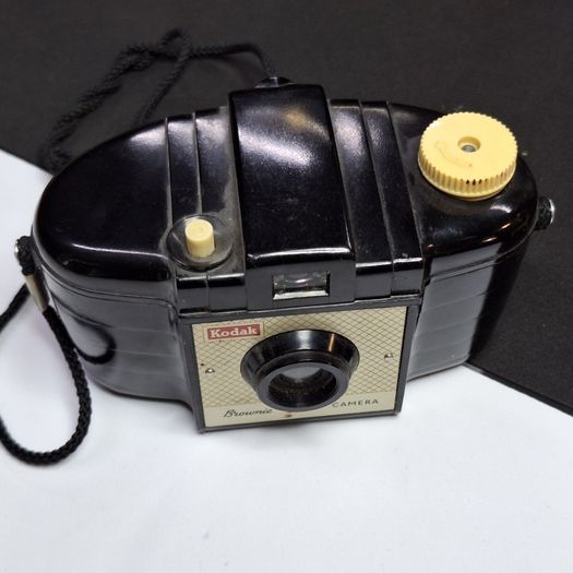 Kodak Brownie 127 Vintage Film Camera - 127 Roll Film | Used | 3 Months Warranty