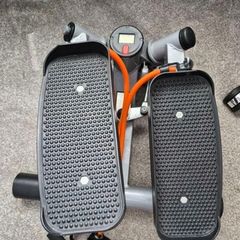 Mini-Stepper Machine
