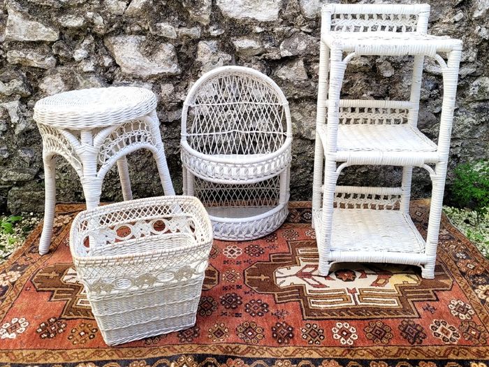 Vintage white loom wicker set