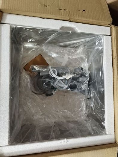 Undermounted stainless steel sink