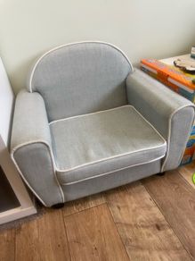 kids armchair