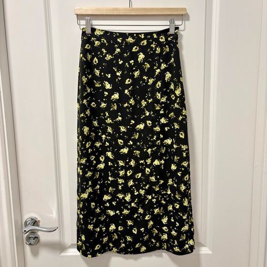 Calvin Klein Midi Skirt XS | LIKE NEW
